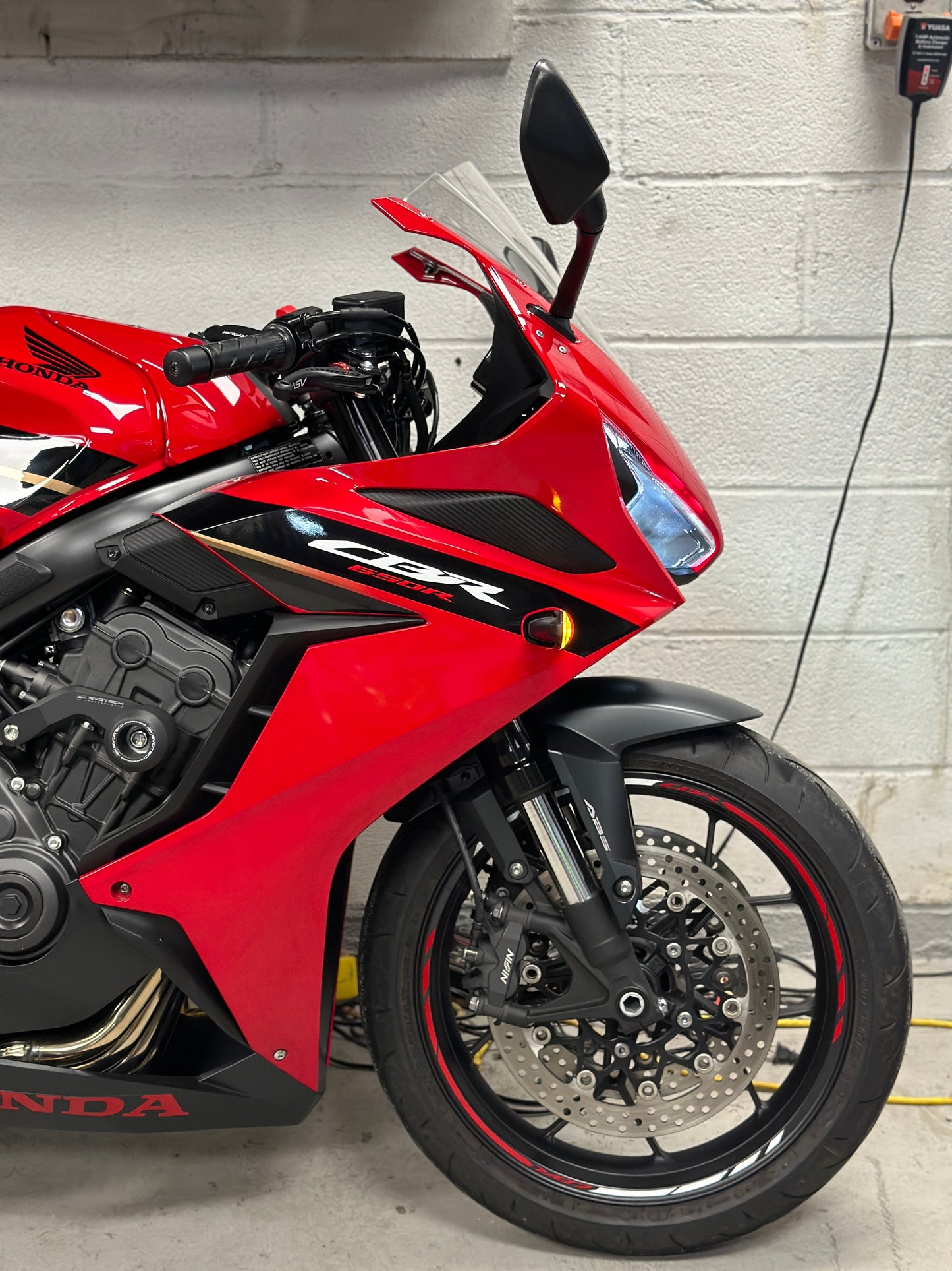 2023 HONDA CBR 650R