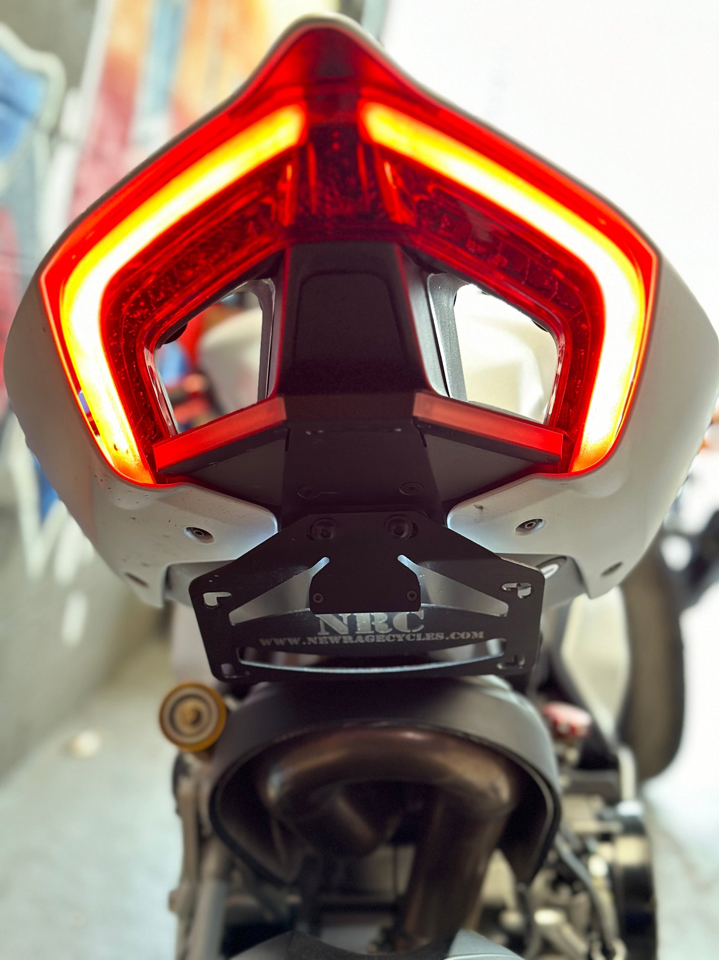 2022 DUCATI PANIGALE V2 WHITE