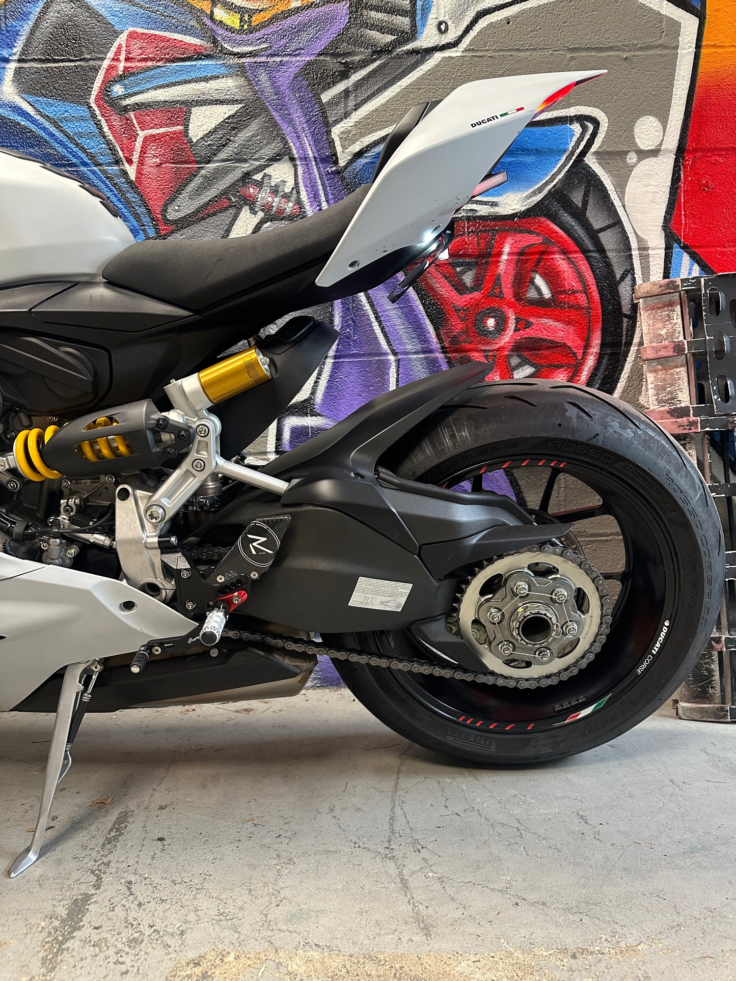 2022 DUCATI PANIGALE V2 WHITE