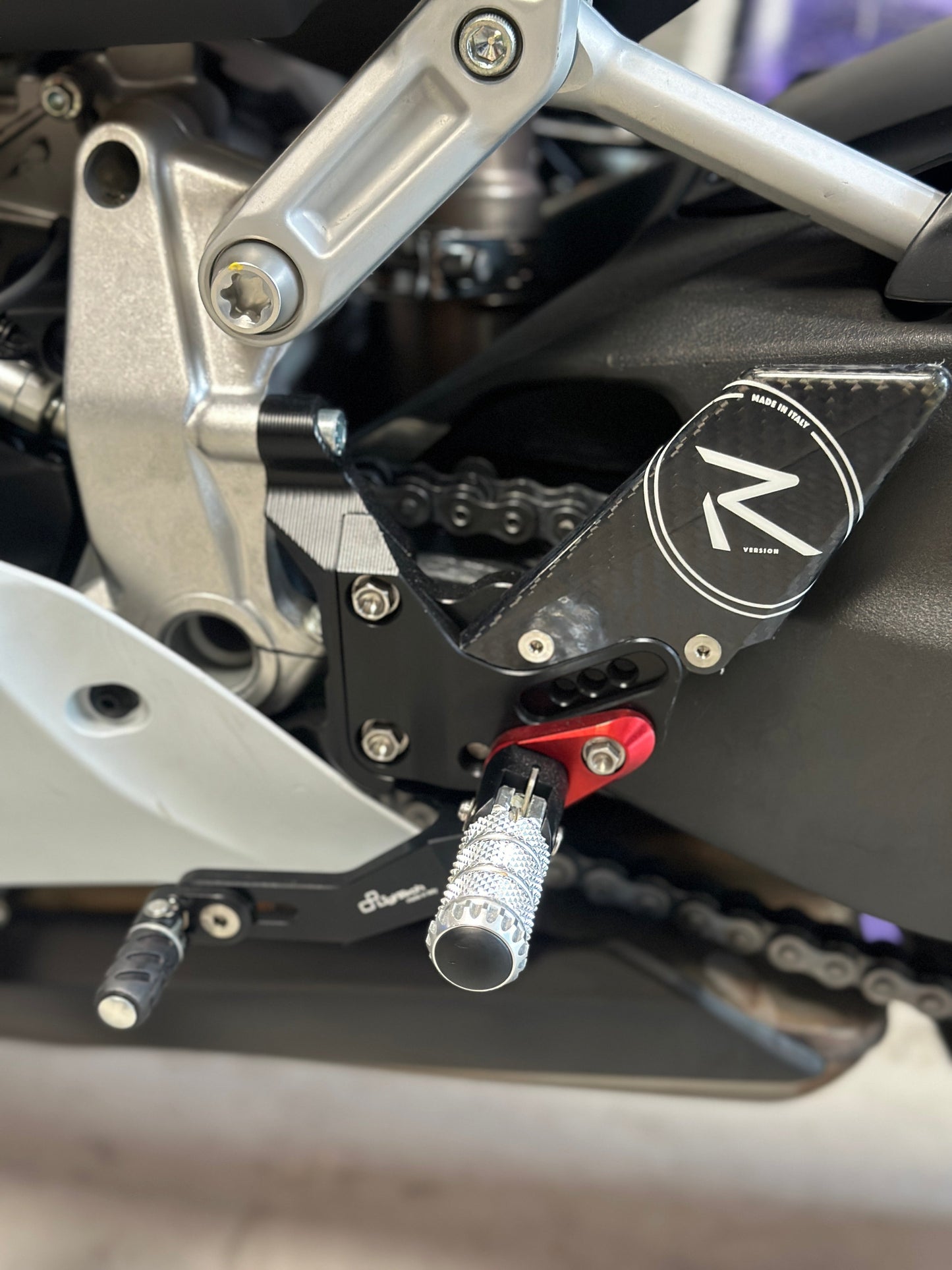 2022 DUCATI PANIGALE V2 WHITE