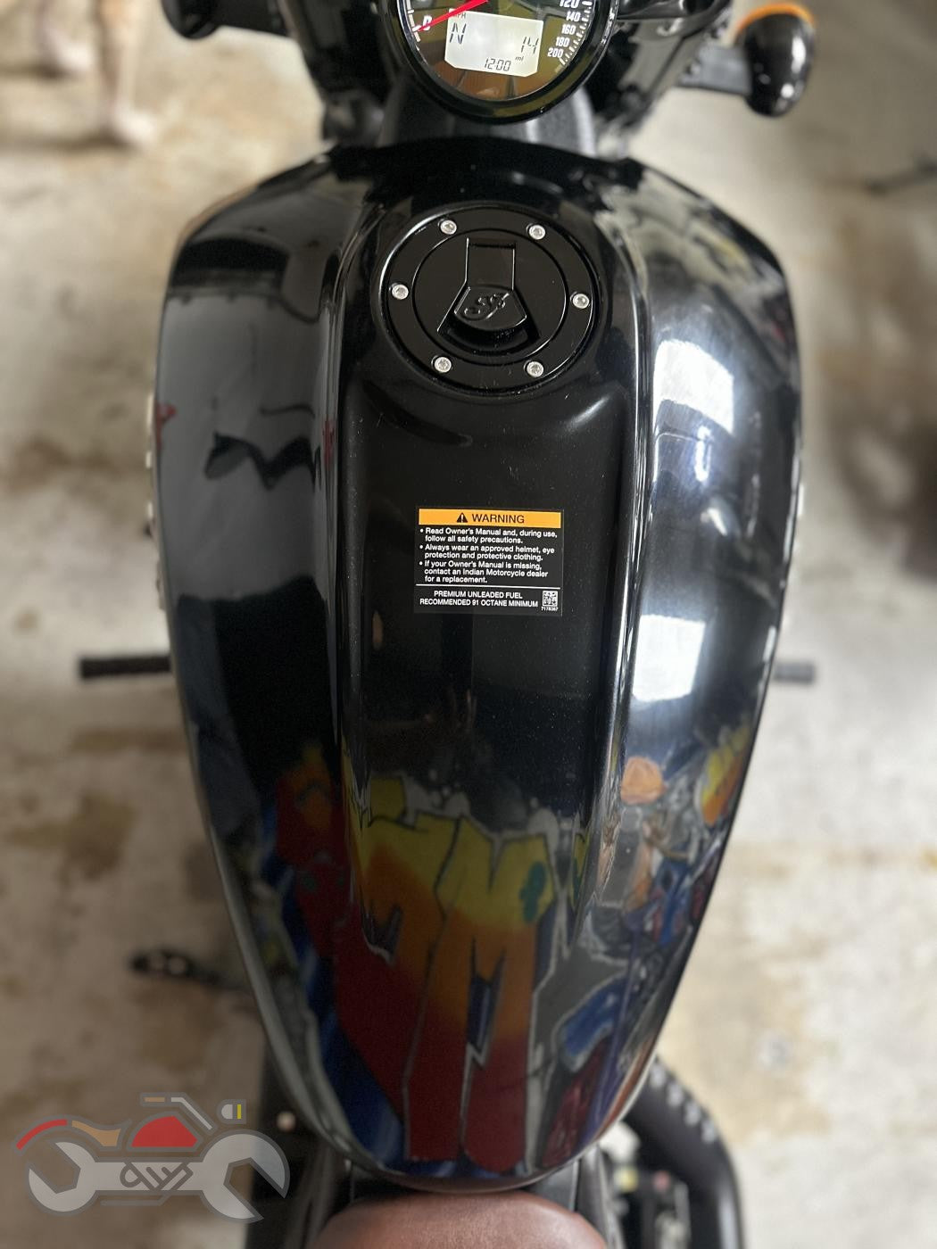 2023 INDIAN SCOUT BOBBER METALLIC BLACK