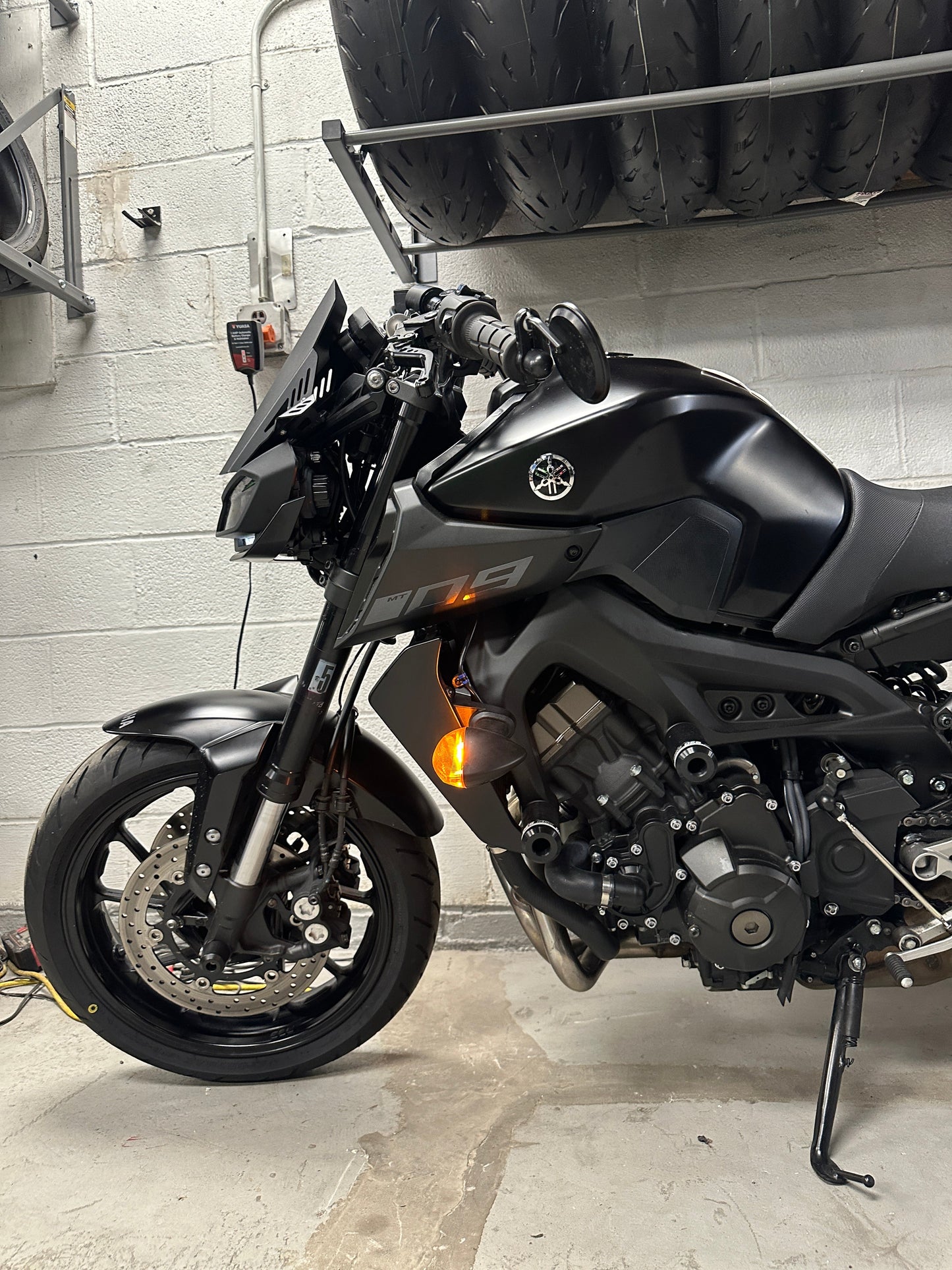 2018 Yamaha MT09 RAVEN